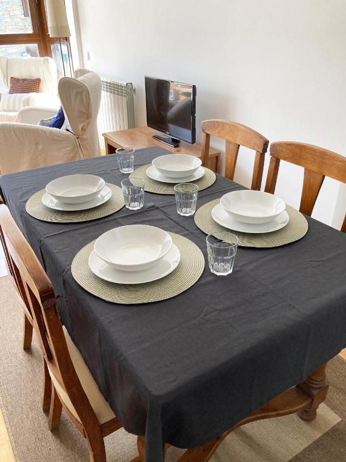 Apartamento Tarmanones Escarrilla Exteriör bild