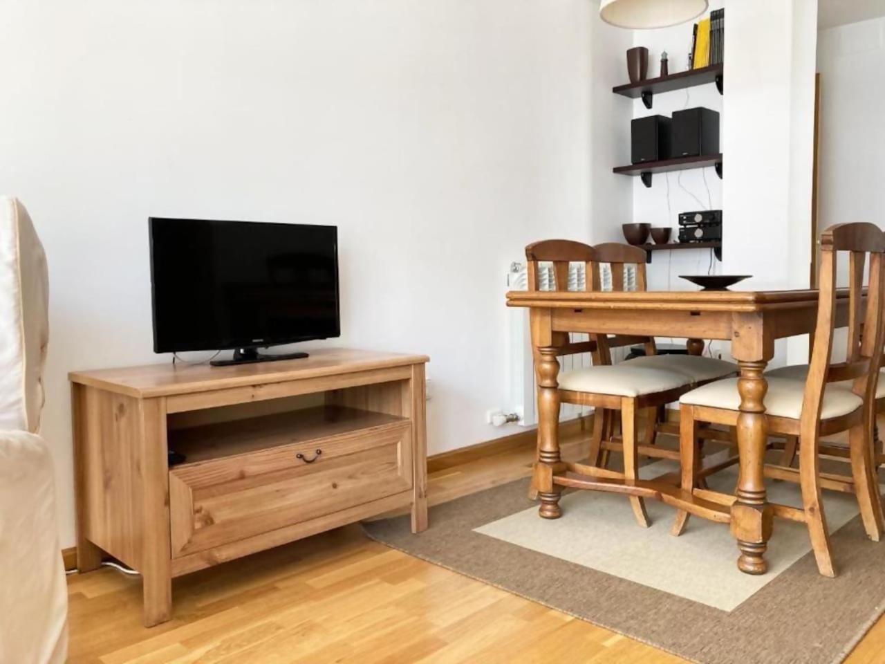 Apartamento Tarmanones Escarrilla Exteriör bild