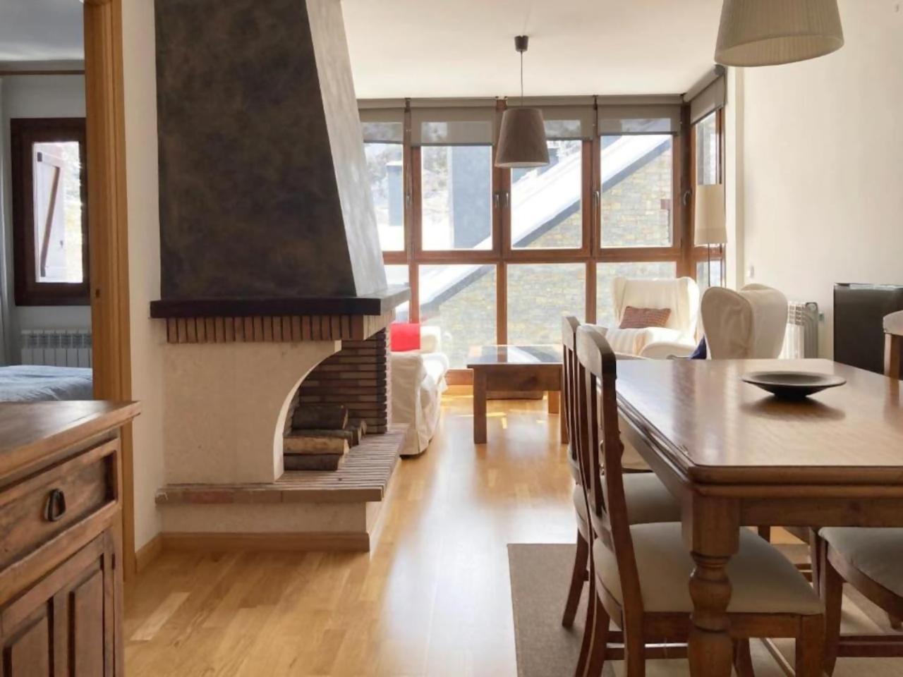 Apartamento Tarmanones Escarrilla Exteriör bild